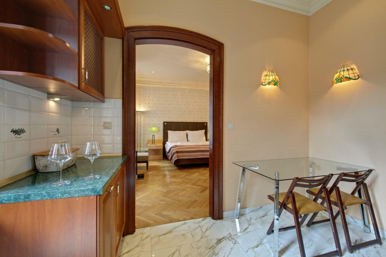 Apartamenty Tessa Jagiellonska Katowice Bagian luar foto