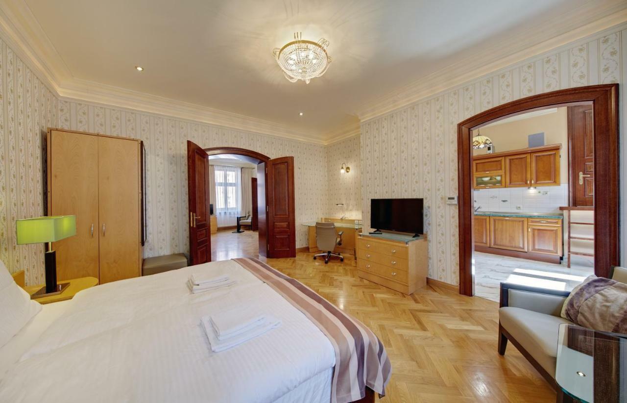 Apartamenty Tessa Jagiellonska Katowice Bagian luar foto