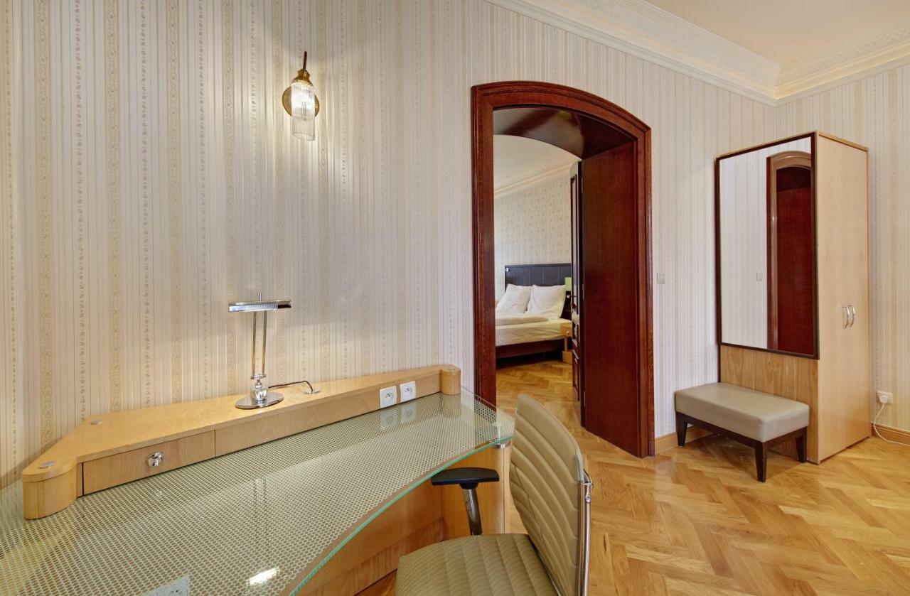 Apartamenty Tessa Jagiellonska Katowice Bagian luar foto